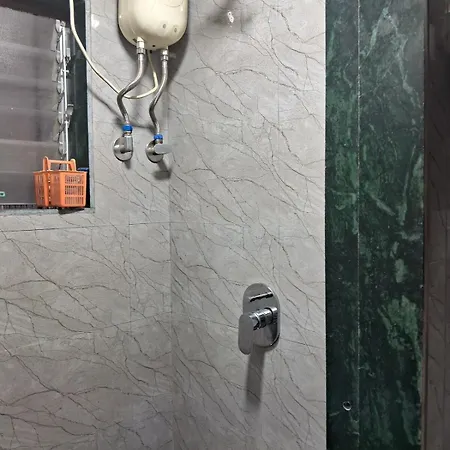 Alpha Business Men Ac Near Airport & Bkc Apartment *