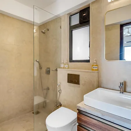 Apartment Ov Premium Near Bkc By Square One