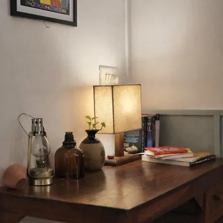 Apartment The Henrys House 1bhk Chapel Road Mumbai