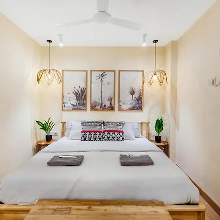 Apartment Stella 3bhk In Khar By Square One