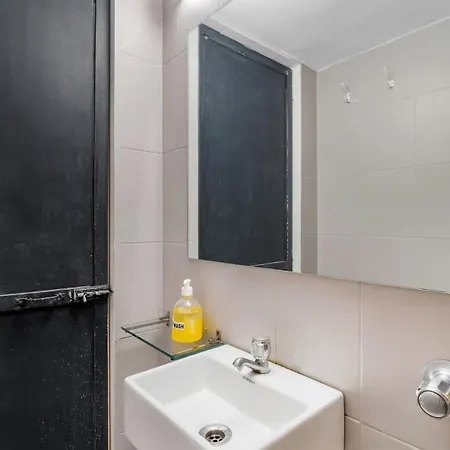 Apartment Tori 1bhk In Bandra W By Square One *