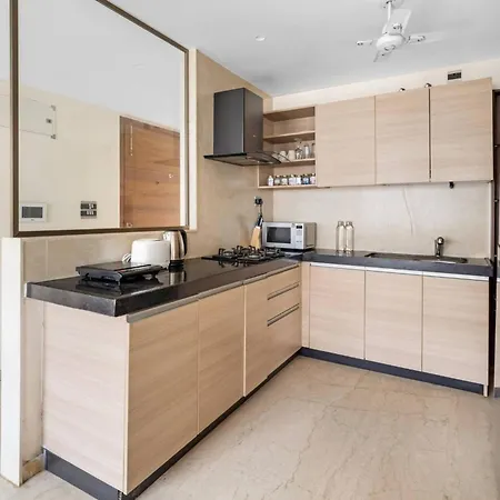 Tuscany Stylish 1 Bhk In Prime Gated Bkc Spot Apartment *