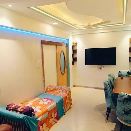 Apartment 1bhk Recliners 55 Inchs Led Netflix Near Juhu Airport Nanavati Parle Mumbai