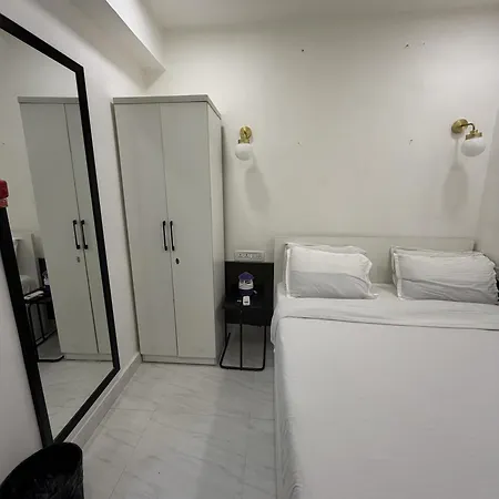 Calisto 2bhk Khar W *