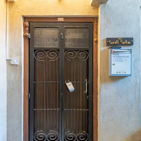 Bohemian 1bhk In Bandra W By Square One * Mumbai