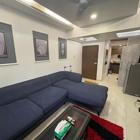 Apartment 1bhk Close To Bkc *
