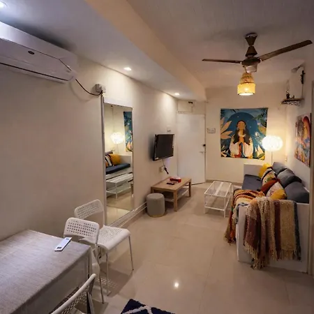 Pali Center, Bandra Calm Inside, Outside Mumbai