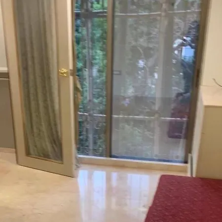 Apartment Greenery Facing 3bhk Homely Yet 7 Star Feel *