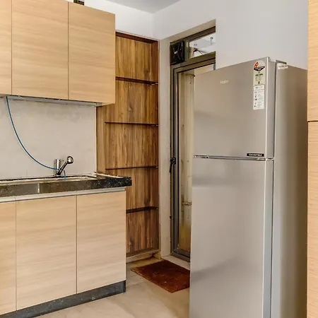 Sorrento Modern Near Bkc Apartment *