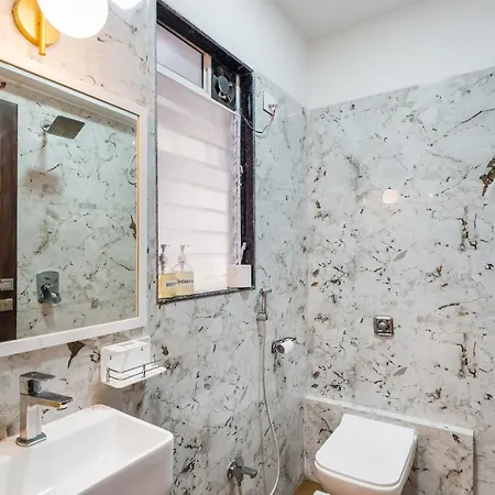 Nova Chic 1 Bhk Bandra W Gated 247 Security Apartment *