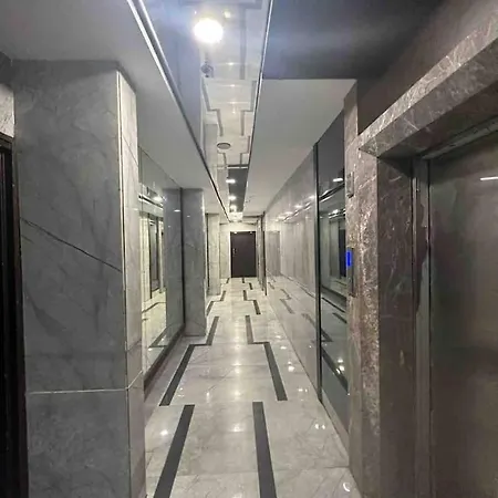 Iss 506 Private With Balcony Andheri West * Mumbai