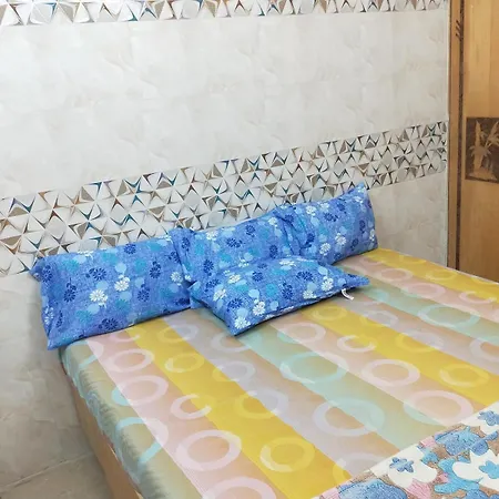 1bhk Recliners 55 Inchs Led Netflix Near Juhu Airport Nanavati Parle *