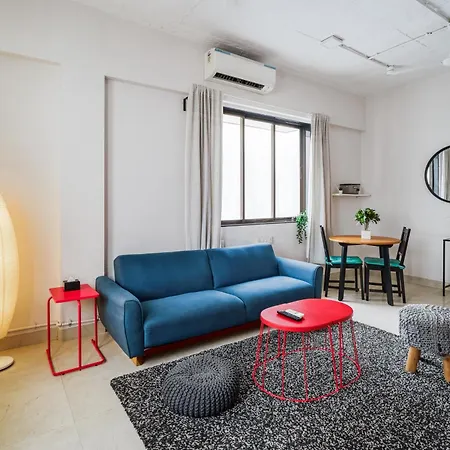 Quirky 1bhk In Bandra W By Square One Apartment Mumbai