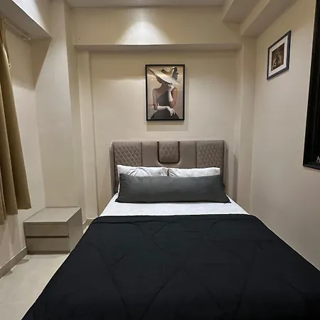 Izaara - 15 Mins From Lilavati & Nanavati Apartment Mumbai