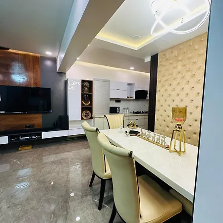 Rahul's Retreat Jacuzzi Mumbai