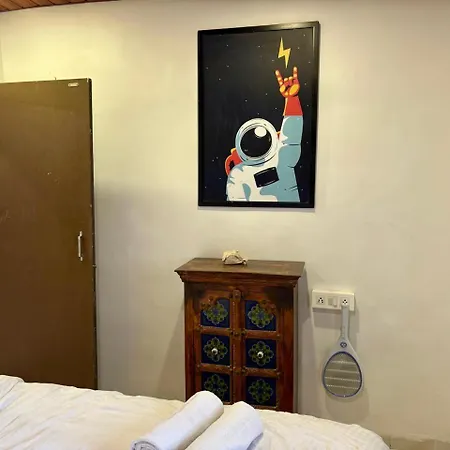 1bhk Close To Bkc Apartment Mumbai