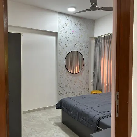 Rahuls Oasis Apartment *