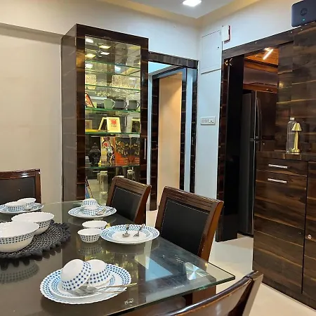 Luxury 2bhk , 5 Min To Bkc , Fast Wifi Apartment Mumbai