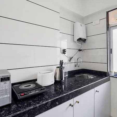 Apartment Zara Chic 1 Bhk Bandra W Gated 247 Security