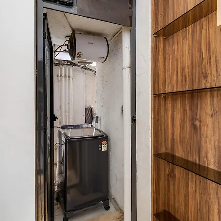 Ov Premium Near Bkc By Square One * Mumbai