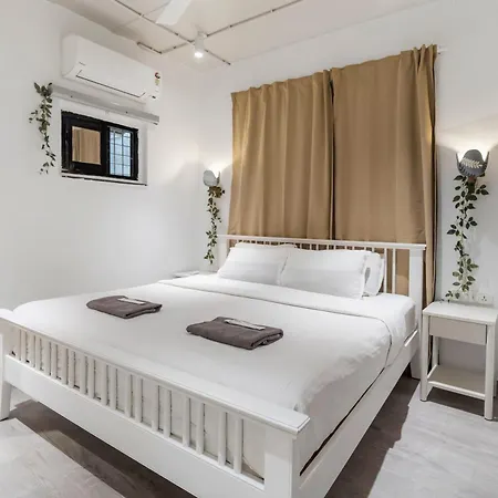 Vera 1bhk In Khar W By Square One