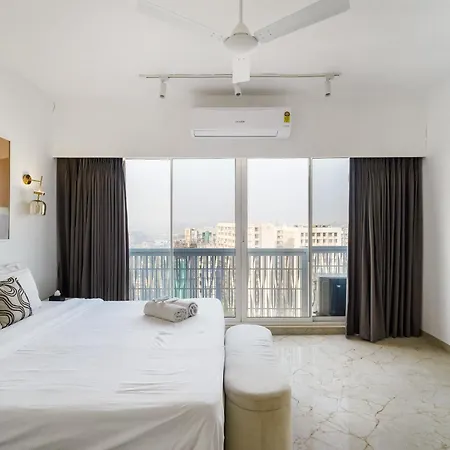 Anya 2bhk Near Bkc By Square One Apartment Mumbai