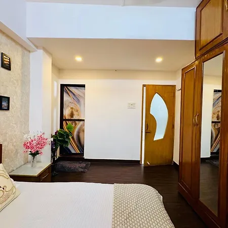 Prime Living Spaces *
