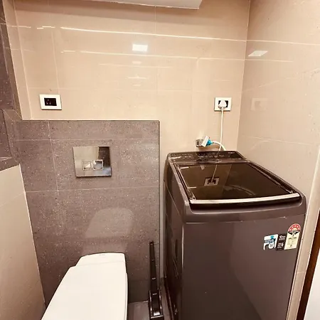 Apartment The Hidden Bliss - Near Nesco *