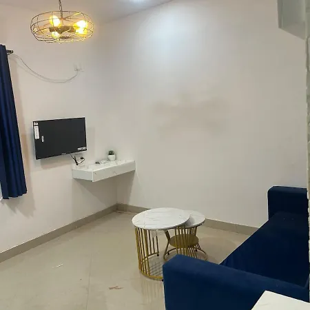 Apartment With Tub N Hammock Near Sea