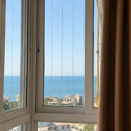 Beachfront Bliss - The Sandy Sea View Apartment