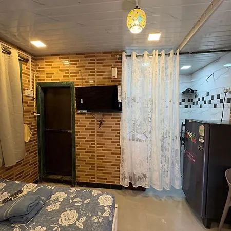 By The Sea Apartment