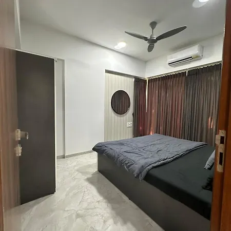 Rahuls Oasis Apartment *