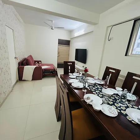 2bhk Near Powai & Iit -star Homes Powai Apartment