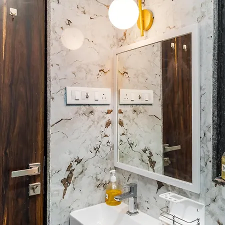 Apartment Nova Chic 1 Bhk Bandra W Gated 247 Security Mumbai