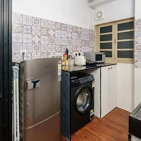 48b Stylish 1bhk Khar With Swing Apartment