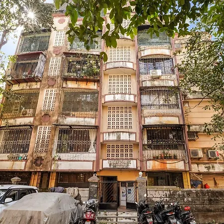 Bohemian 1bhk In Bandra W By Square One Apartment