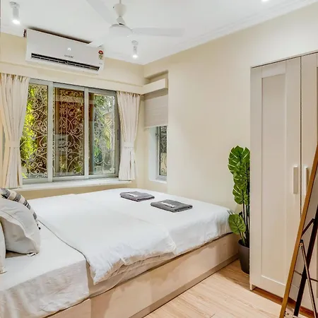 Apartment Stella 3bhk In Khar By Square One