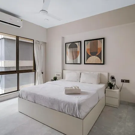 Mezzo Pvt 3bhk In Bandra By Square One Apartment Mumbai
