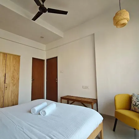 Lite - Dadar West Apartment