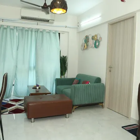 Ivy Downtown - 1 Bhk - Near Nesco And Sv Road Mumbai