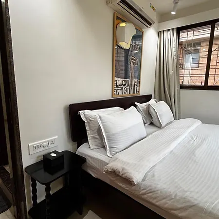 Pearl 1bhk In Bandra W By Square One Apartment