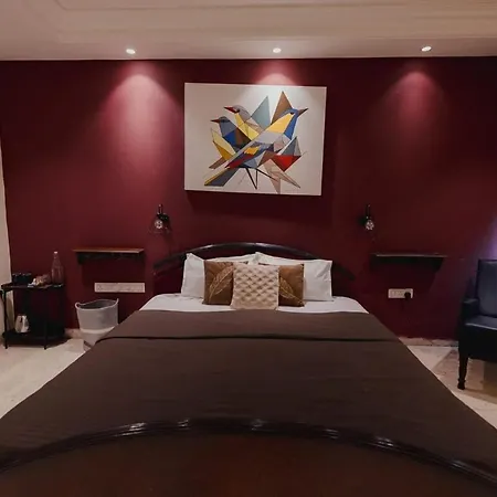Bachis Nest Luxury 5bhk With Lawn And Terrace Mumbai