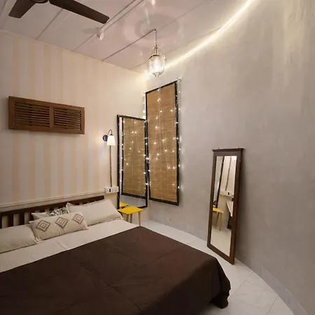 The Henrys House 1bhk Chapel Road Apartment