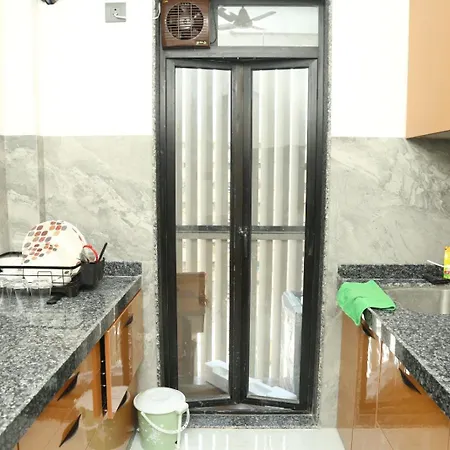 Ivy Downtown - 1 Bhk - Near Nesco And Sv Road Mumbai