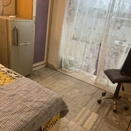 Private Bandra Apartment *