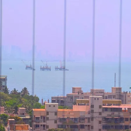 Beachfront Bliss - The Sandy Sea View Apartment *