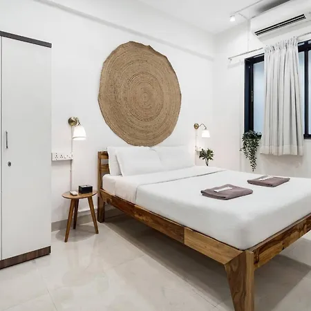 Earthy: Large 1 Bhk In Gated Society Apartment *