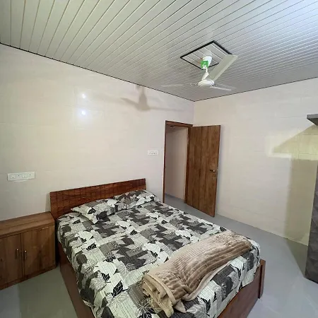 Cozy Fully-furnished In Powai *