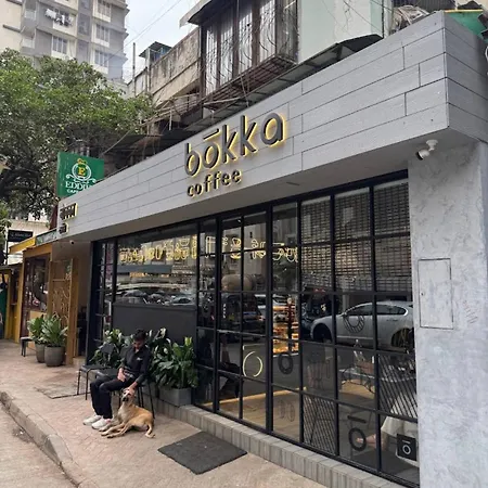 Connekthomes - Luxurious Modern Bliss In Bandra - 6br Apartment