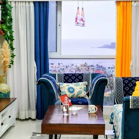 Luxury Mahal Majesty L Urban Escape L Ocean View Apartment